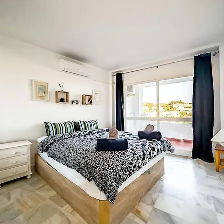 97-townhouse With Roof Terrace & Views, * Marbella