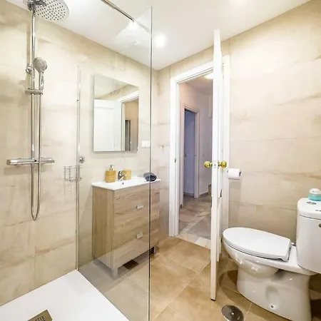 Apartment 97-townhouse With Roof Terrace & Views,